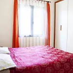 Apartment Di Basilia *